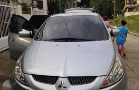 Mitsubishi Grandis AT SIlver Van For Sale 