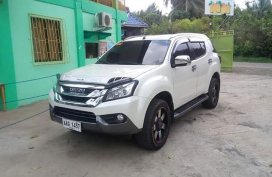 Isuzu Mu-X 2015 FOR SALE