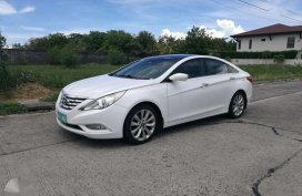 Hyundai Sonata 2011s (not Camry Accord Elantra 2010 2012 Civic Ford)