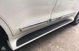 2017 TOYOTA Land Cruiser 200 FOR SALE