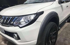 Best Buy Mitsubishi Strada 4WD White For Sale 