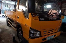 Isuzu Elf 2011 local​ For sale