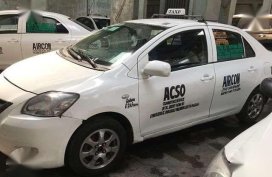 2009 Toyota Vios Manual White Top of the Line For Sale 