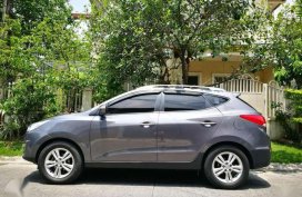 Hyundai Tucson 2011 Automatic Gray For Sale 