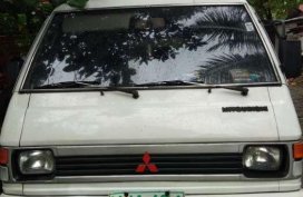 Mitsubishi L300 2000 Model White For Sale 