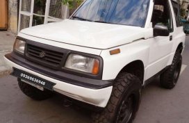 1997 Model Suzuki Vitara GEO Tracker / Escudo soft top