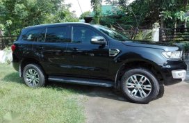 Ford Everest treind model 2017 FOR SALE