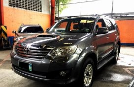 TOYOTA FORTUNER 2012 V AT for sale