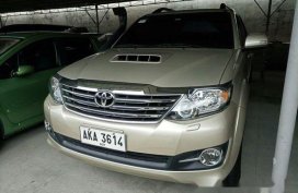 Well-maintained Toyota Fortuner 2015 AT for sale 