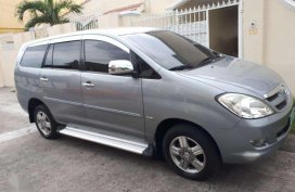 Toyota Innova V 2008 Top of the Line For Sale 