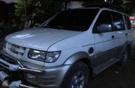 Isuzu Crosswind XUV 2003 model