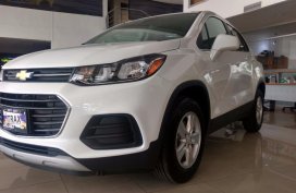 chevrolet trax 2018 white SUV For Sale 