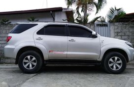 Toyota fortuner 2006 Silver For Sale 
