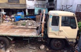 local mitsubishi Fuso 6wheeler for sale