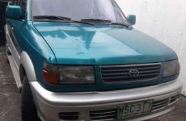 Toyota Revo 2001 Gas FOR SALE