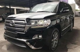 toyota landcruiser lc200 platinum dubai