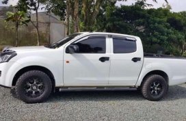 Rush! 2015 Isuzu Dmax MT LT