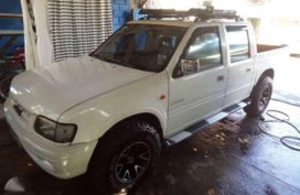 Isuzu Fuego 2000 for sale