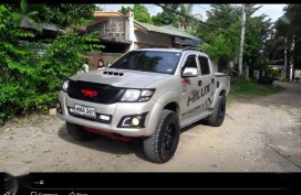 Toyota hilux 2013 4x4 for sale