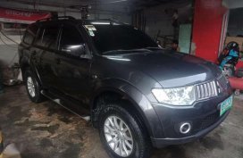 2013 Mitsubishi montero GLX 4x2 AT