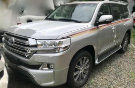 Toyota Land Cruiser Platinum DUBAI AT 2018 Brandnew