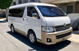 2013 Toyota Hi ace Super Grandia
