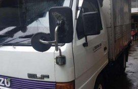 Isuzu elf closevan 1995 model for sale