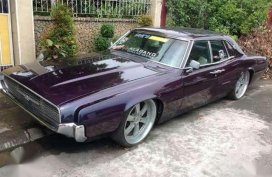 Ford Thunderbird Model 1967 Vintage Classic Car