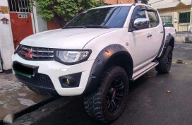 2012 Mitsubishi Strada GLX V for sale 