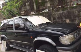 Selling my Ford Explorer 1998