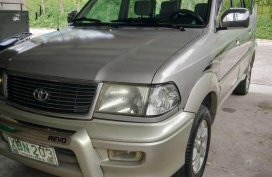 2005 Toyota Revo VX 200 FOR SALE