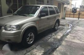 For Sale! Ford Escape xls 2.3l 2005 model