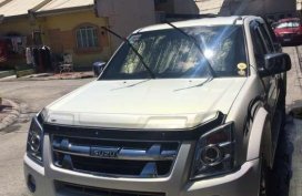 4x2 Isuzu Dmax 2011 Model FOR SALE