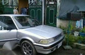 Toyota Corolla gl 1.6 all manual silver 1989 model