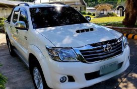 FOR SALE TOYOTA Hilux 2015 4x4