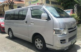 Toyota HiAce Commuter 2008 Model