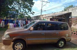 Toyot Revo 2002 gas FOR SALE