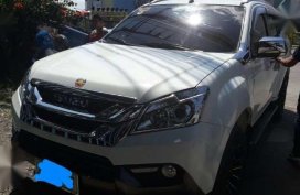 2015 Isuzu Mux SUV FOR SALE