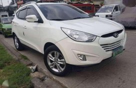 HYUNDAI Tucson 2011 mdl top of d line