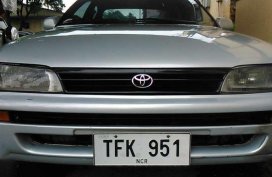 SELLING TOYOTA COROLLA 92 1.6