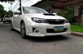 Selling a Subaru Wrx sti 2011 model 