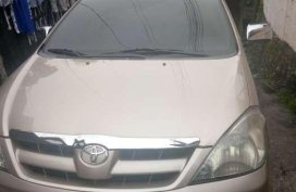2005 Toyota Innova E FOR SALE