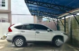 Honda CRV 2016 4x4 top of the line for SALE