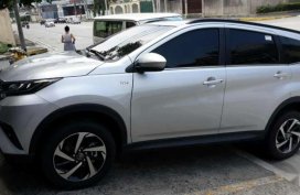 2018 Toyota Rush G AT almost brand new