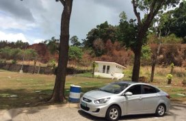 SELLING HYUNDAI Accent 2011