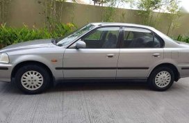 For sale Honda Civic 1998 model Manual Trans