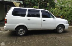 Toyota Revo DLX Diesel 2004 FOR SALE