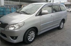 SELLING TOYOTA Innova g diesel 2012