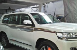 Toyota Land Cruiser 2018 Model Dubai Version