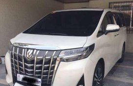 For sale TOYOTA ALPHARD 2019 NEW LOOK.